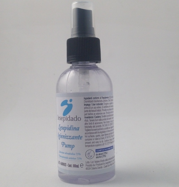 Spray igienizzante tessuti e superfici 100ml alcool 75% virus e batteri