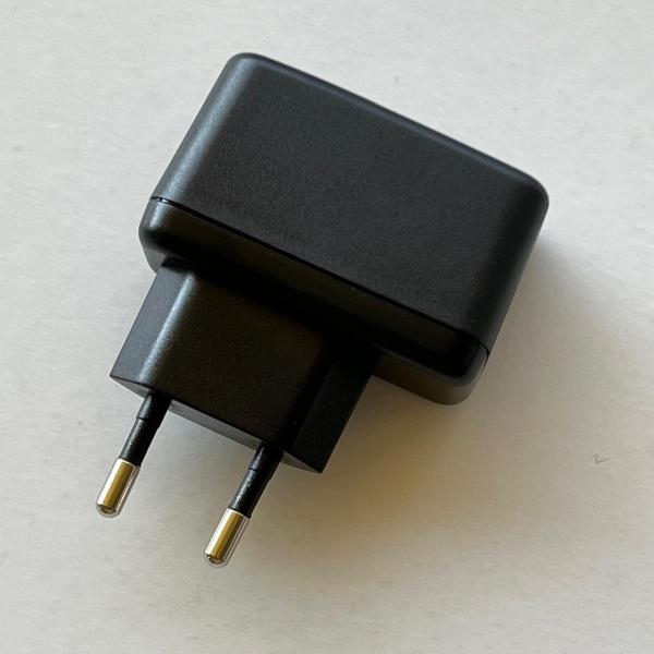Alimentatore AC/DC con connettore USB 5V per prodotti serie Slesa