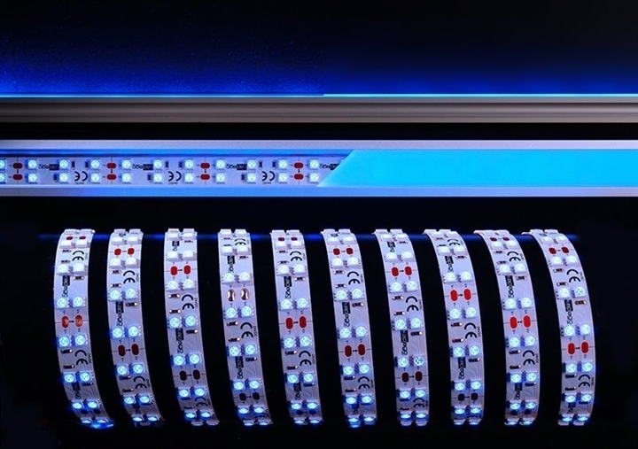 Striscia led flessibile IP20 SMD 5050 UV ultra violetti 3m 24V 60W