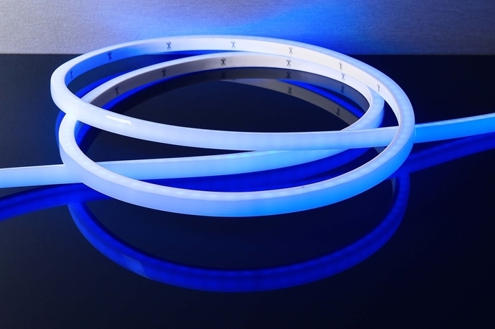 Striscia led flessibile D Flex Line luce orizzontale RGB 43W 5MT IP68