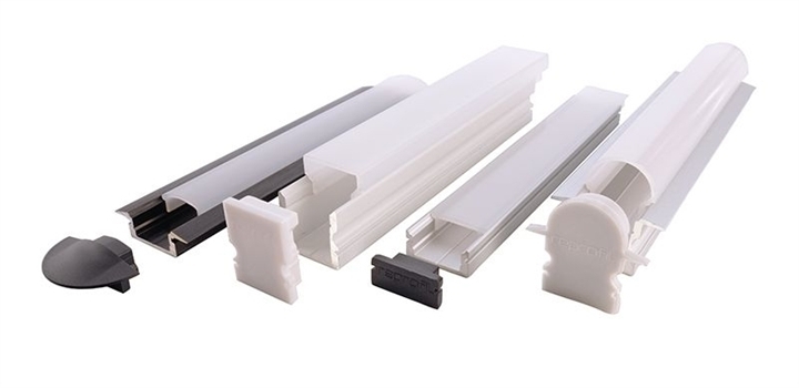 983010-cover-P-01-10-profilo-profile-AU-alluminio-trasparente-clear-2-132870.jpg