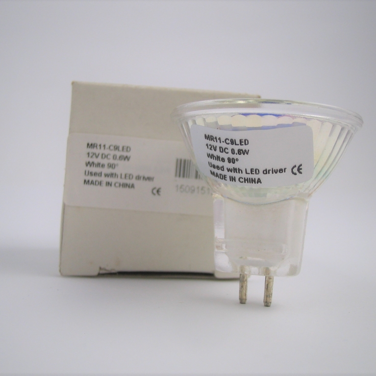MR11-C9-bianco-white-90-2-208251.JPG