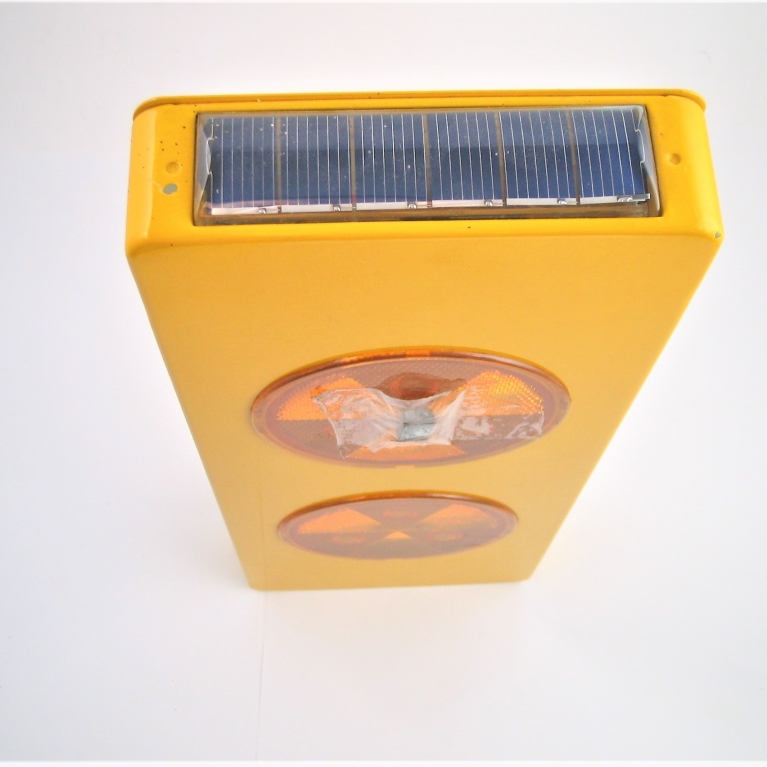Mini colonna led giallo flash a batteria ricaricabile con pannello solare