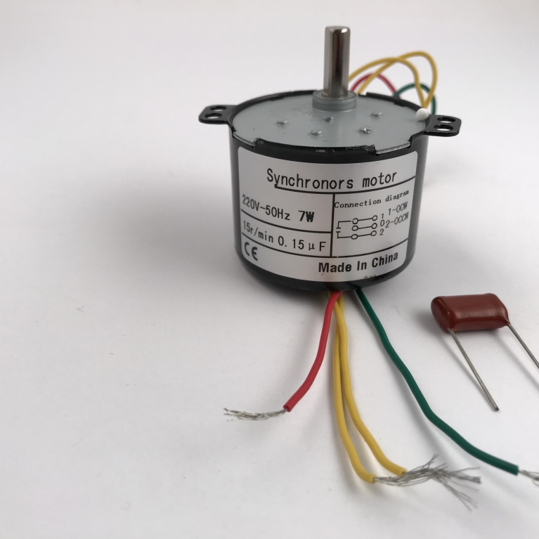 MOTORIDUTTORE 15 RPM 230V CON CONDENSATORE