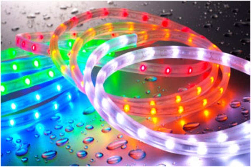 STRISCIA MINI LED IP67 12V 6x12mm BLU spazio 10cm 0,8W/MT